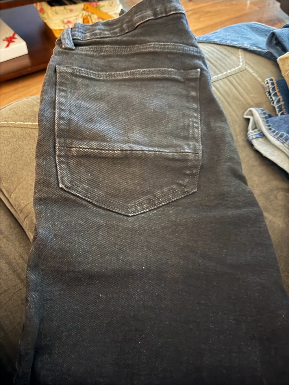 Arizona Jean Company Men's Black Relaxed Jeans